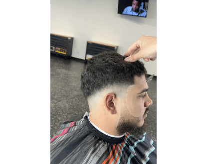 MEN'S HAIRCUT