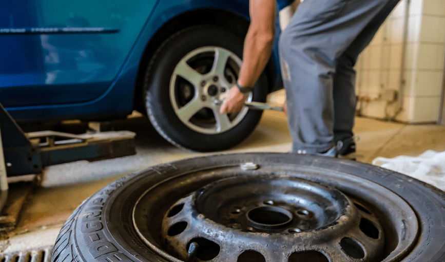 TIRE CHANGE