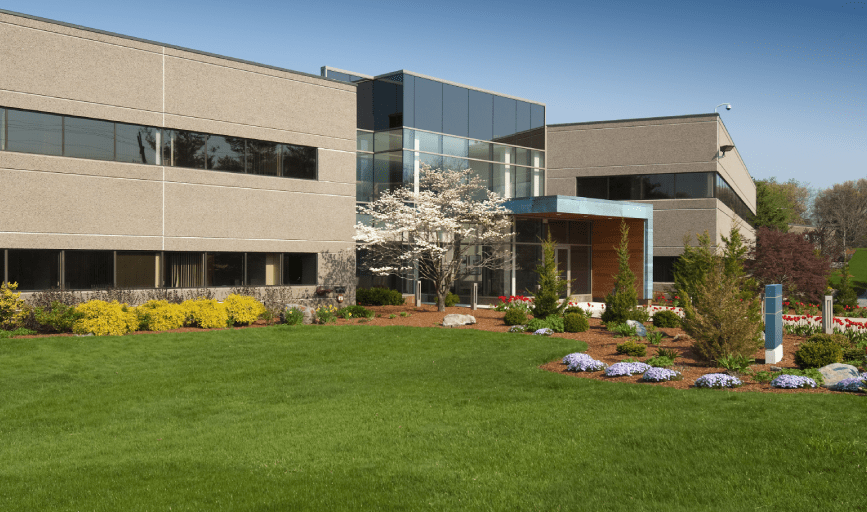 COMMERCIAL LANDSCAPING SERVICES