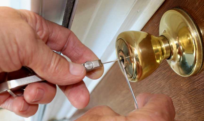 RESIDENTIAL LOCKOUTS