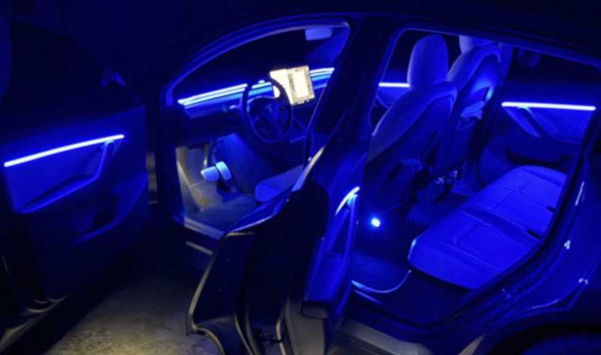 AUTO INTERIOR LIGHTING