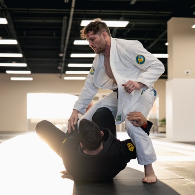 SUBMISSION GRAPPLING CLASSES