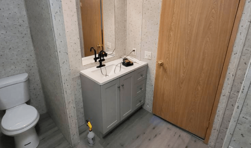 BATHROOM REMODELING