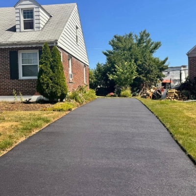 DRIVEWAY SEALCOATING