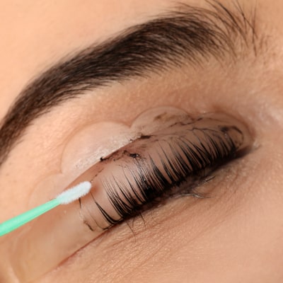 LASH TINT SERVICES