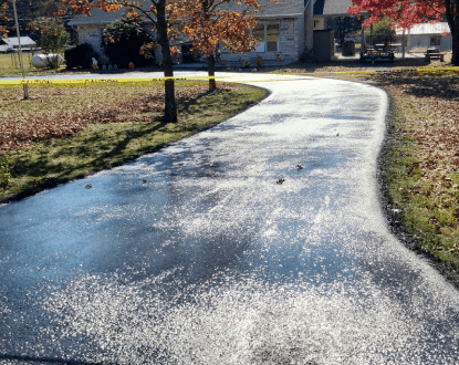 ASPHALT SEALCOATING