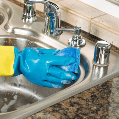 LIGHT HOUSE CLEANING