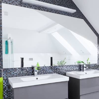 CUSTOM MIRROR SERVICES