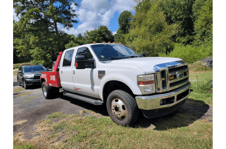 Chavez Towing and Roadside Service