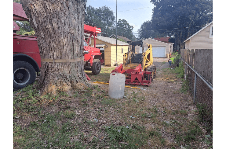 Grand Allee Outdoor Svc