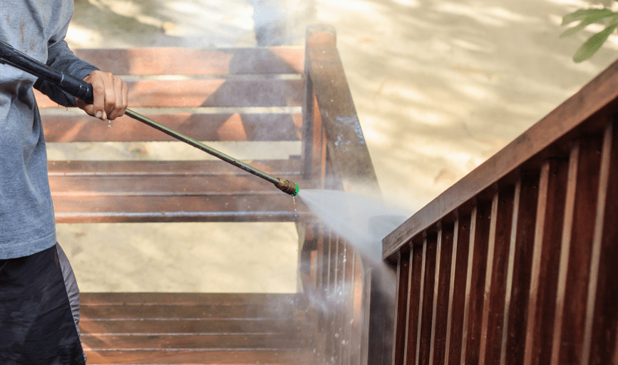 RESIDENTIAL PRESSURE WASHING