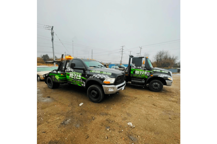 Reyes towing