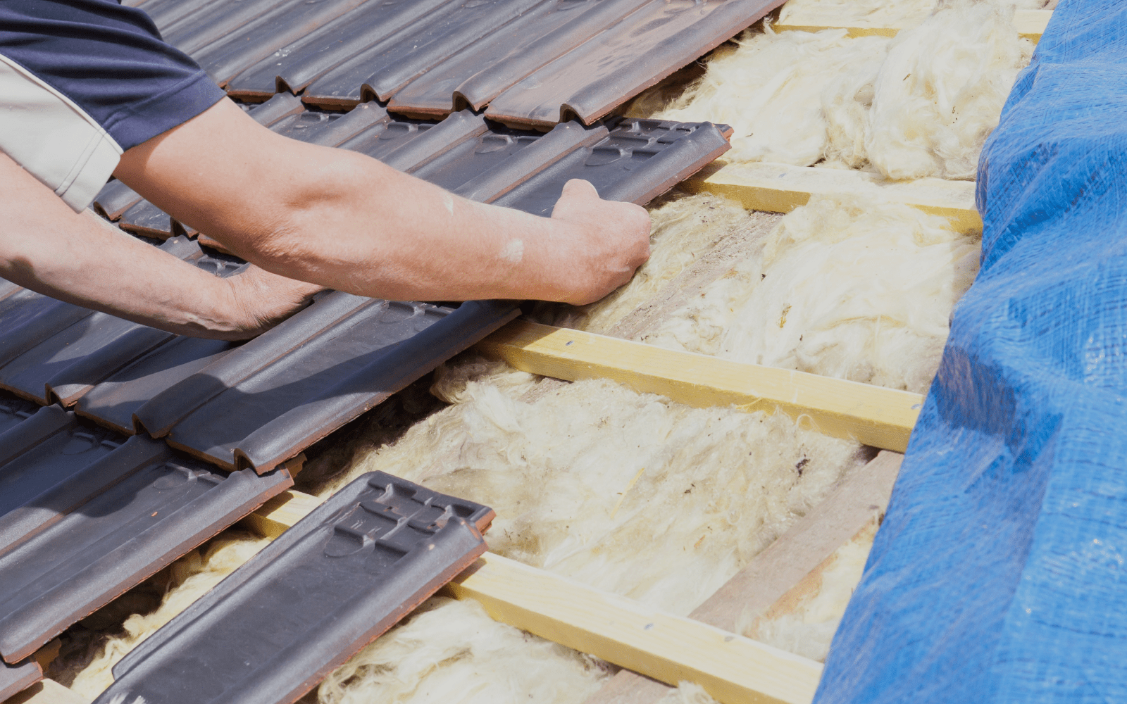 Roof Tile Repair
