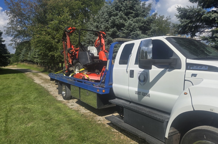 AKC Towing