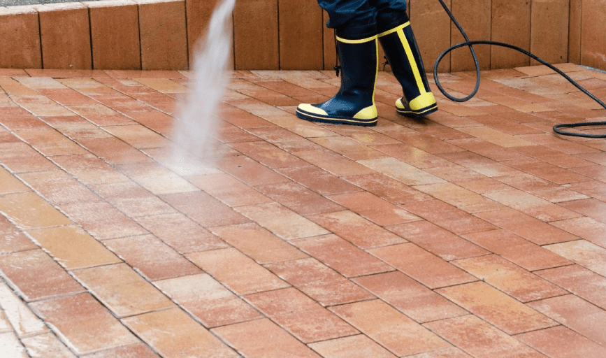PRESSURE WASHING SERVICE