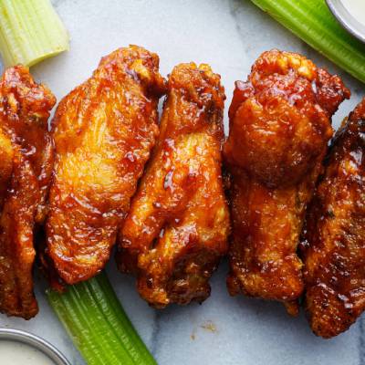 CHICKEN WINGS