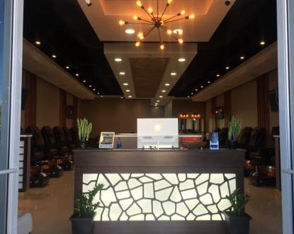 COMMERCIAL ELECTRICIAN