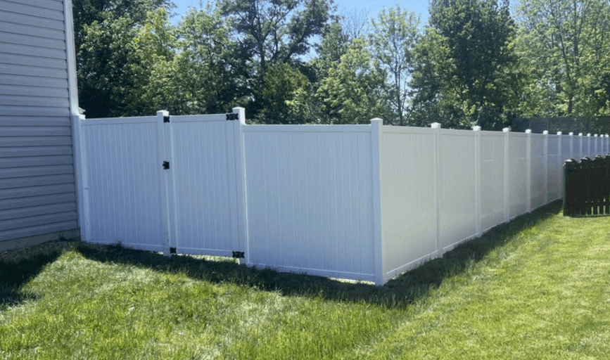 VINYL FENCING