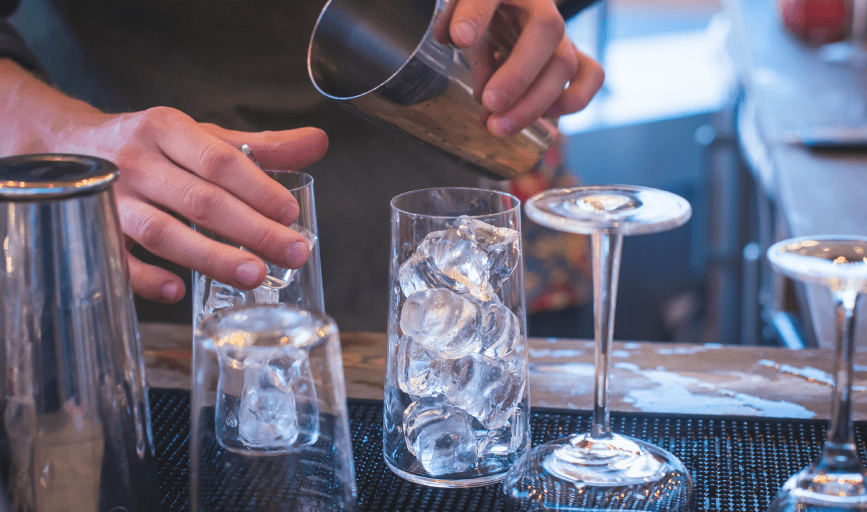 CUSTOM MOBILE BAR SERVICES