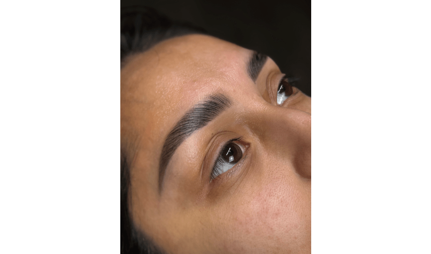 EYEBROW LAMINATION