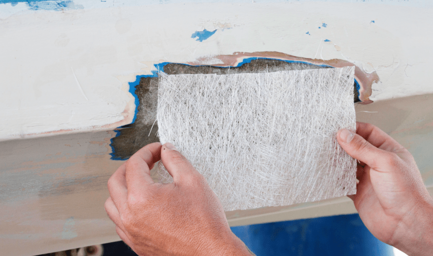 FIBERGLASS BOAT REPAIR