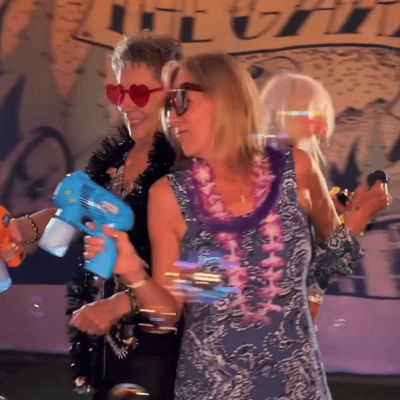 WEDDING PHOTO BOOTH RENTAL