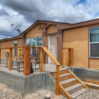 FISHING LODGE SERVICES