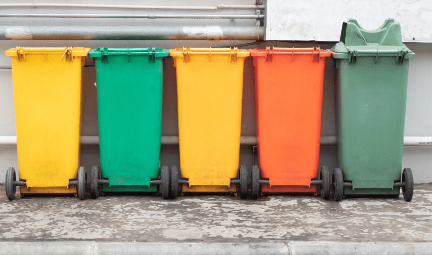 TRASH CAN ODOR REMOVAL