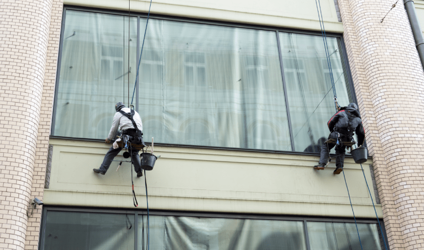 COMMERCIAL WINDOW CLEANING