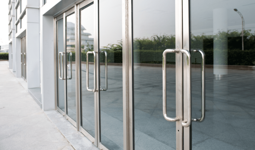 COMMERCIAL GLASS REPAIR