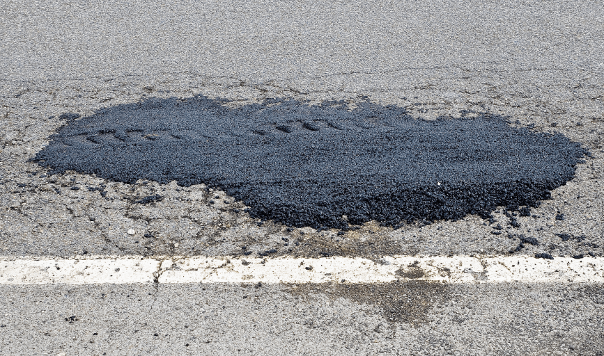 ASPHALT CRACK FILLING