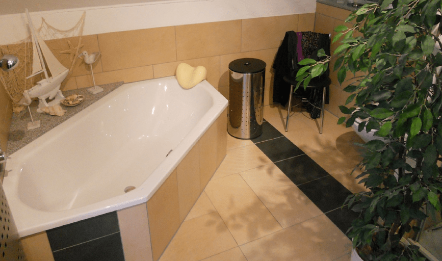 BATHROOM TILE INSTALLATION