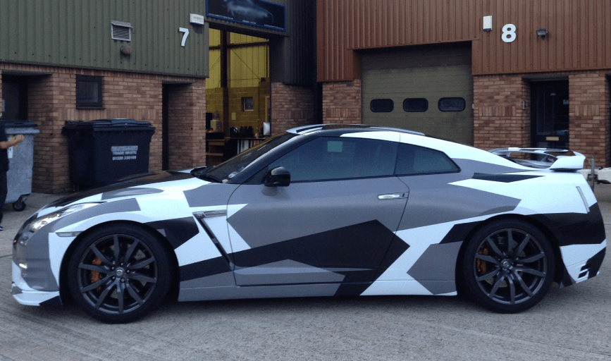 CUSTOM CAR WRAPS