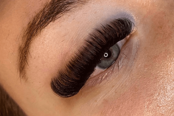 Dee & Co. Beauty Specialists