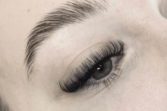 Dee & Co. Beauty Specialists