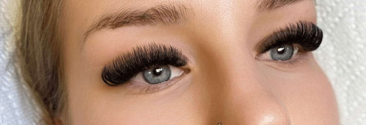 Dee & Co. Beauty Specialists