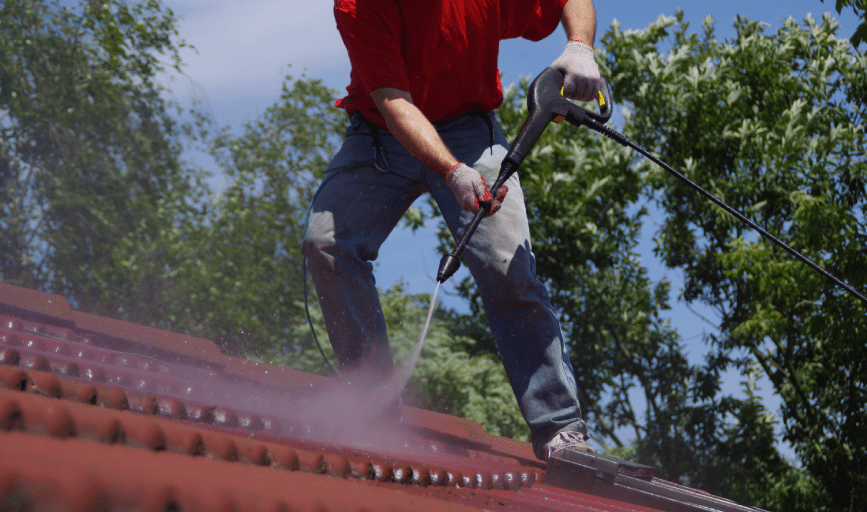 RESIDENTIAL PRESSURE WASHING