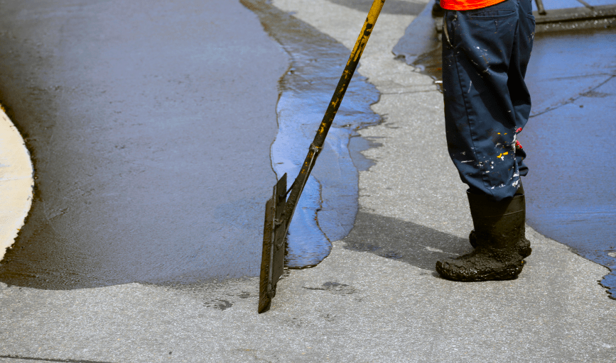 ASPHALT SEALCOATING