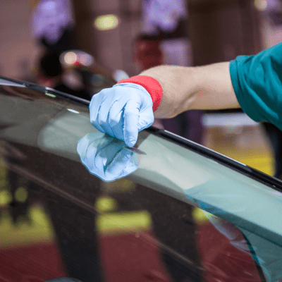 AUTO GLASS INSTALLATION