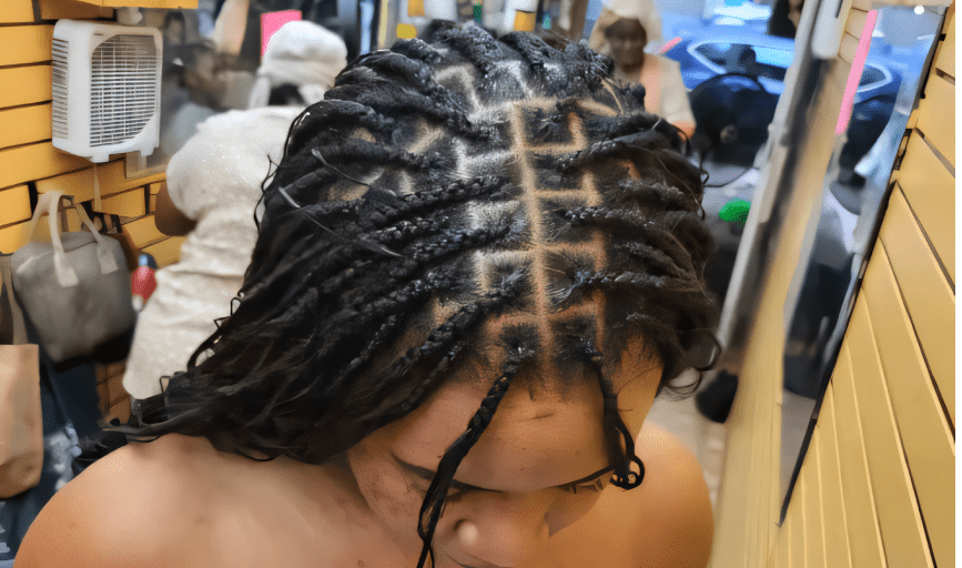 KNOTLESS BRAIDS