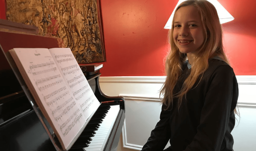 INTERMEDIATE PIANO LESSONS