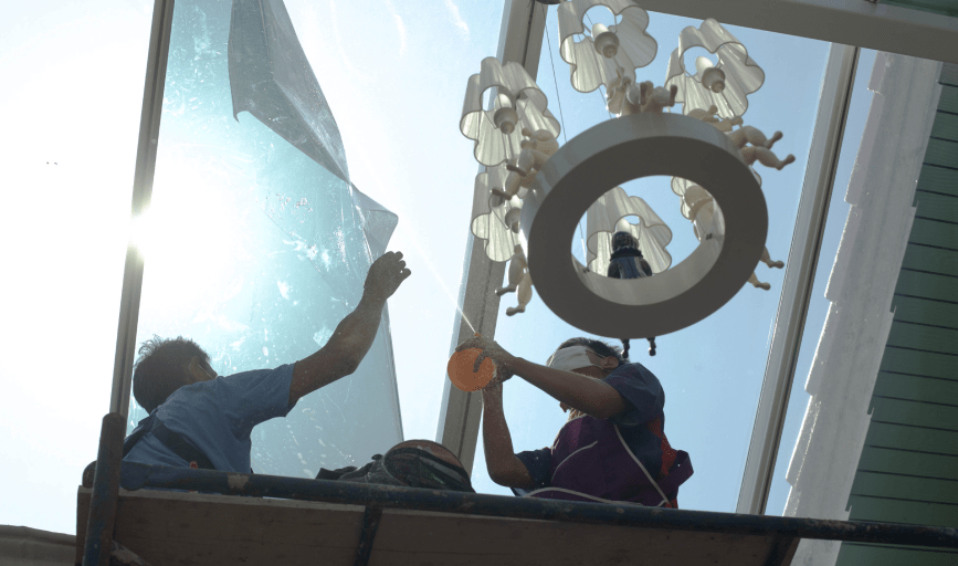 RESIDENTIAL WINDOW TINTING