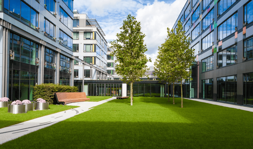 COMMERCIAL LANDSCAPING