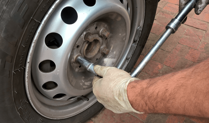 TIRE CHANGE SERVICE