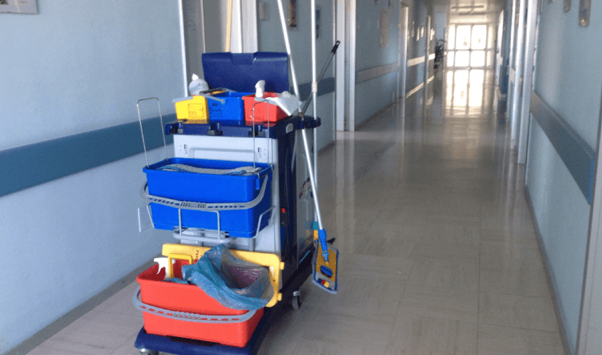 COMMERCIAL CLEANING