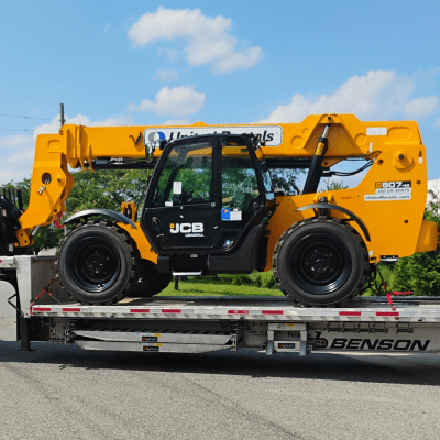 HEAVY EQUIPMENT TOWING
