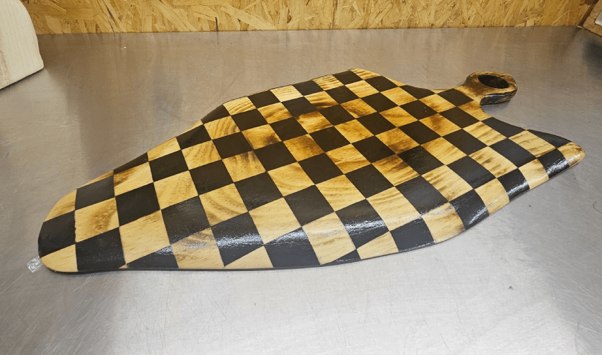 CUSTOM CUTTING BOARDS