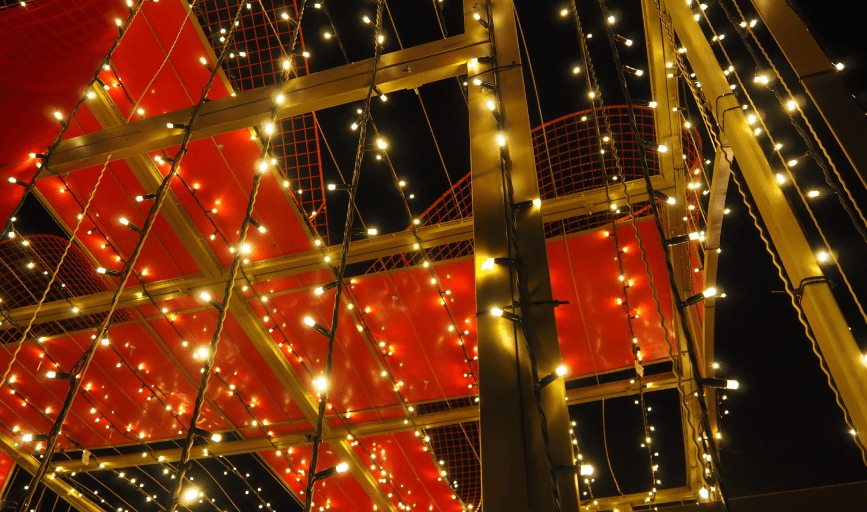 HOLIDAY LIGHTING INSTALLATION