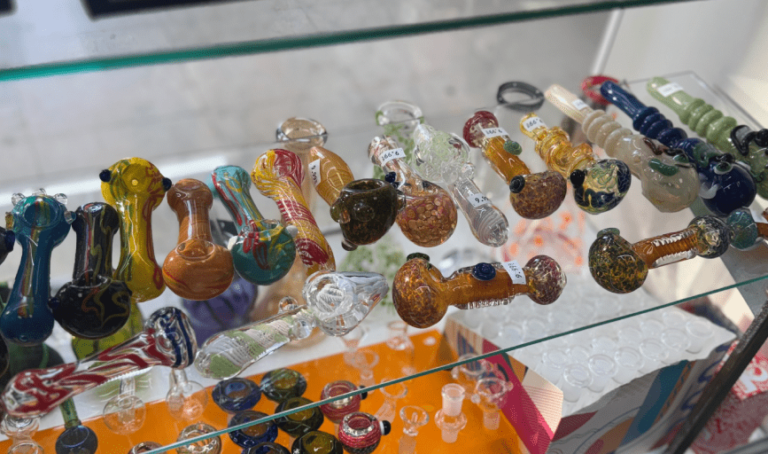 GLASS PIPE