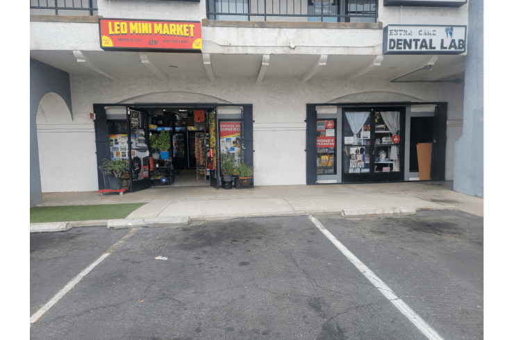 Leo Mini Market